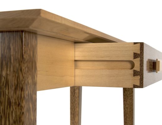 Furniture Meja dari Kayu Kelapa
